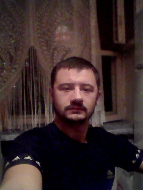 8406201  Alex, 33 ,    