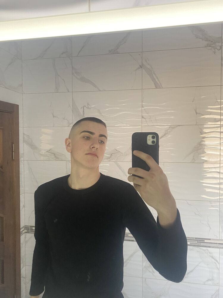  53258271  Max, 20 ,    Biala Rawska