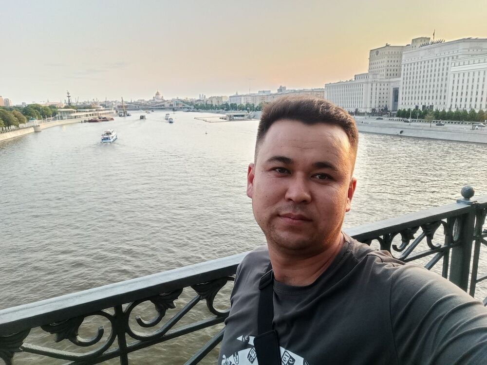  52582161  Kadir, 32 ,    