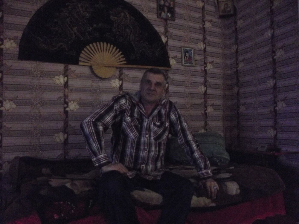  8232051  , 70 ,    