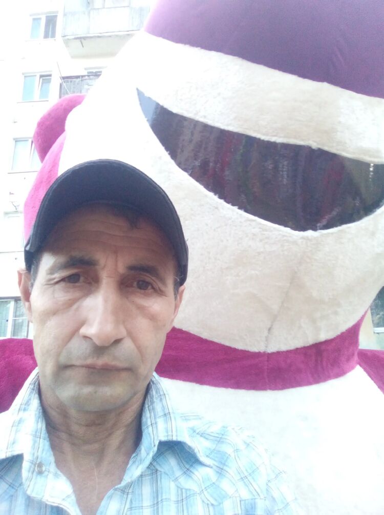  44563741  Isi qud, 46 ,    