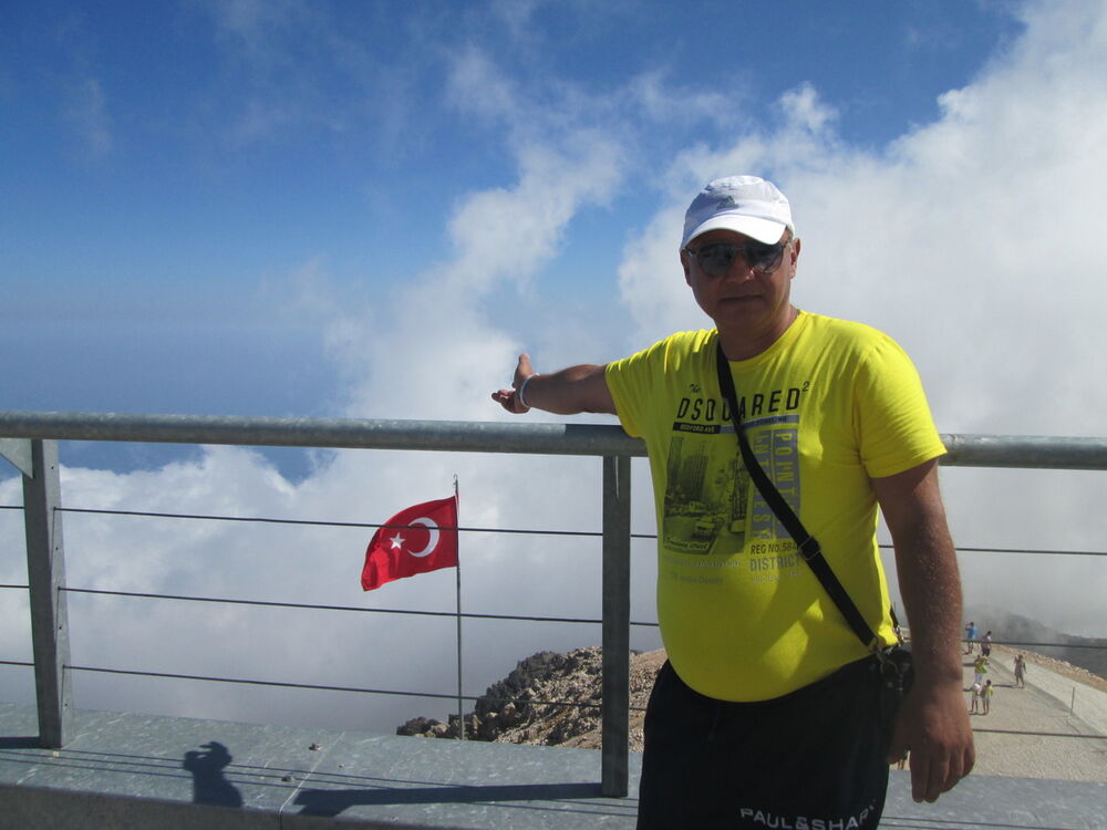  17997551  Andrey, 57 ,     
