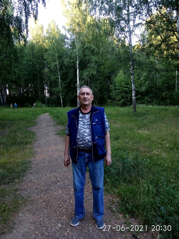  23332111  Valeriy, 67 ,    