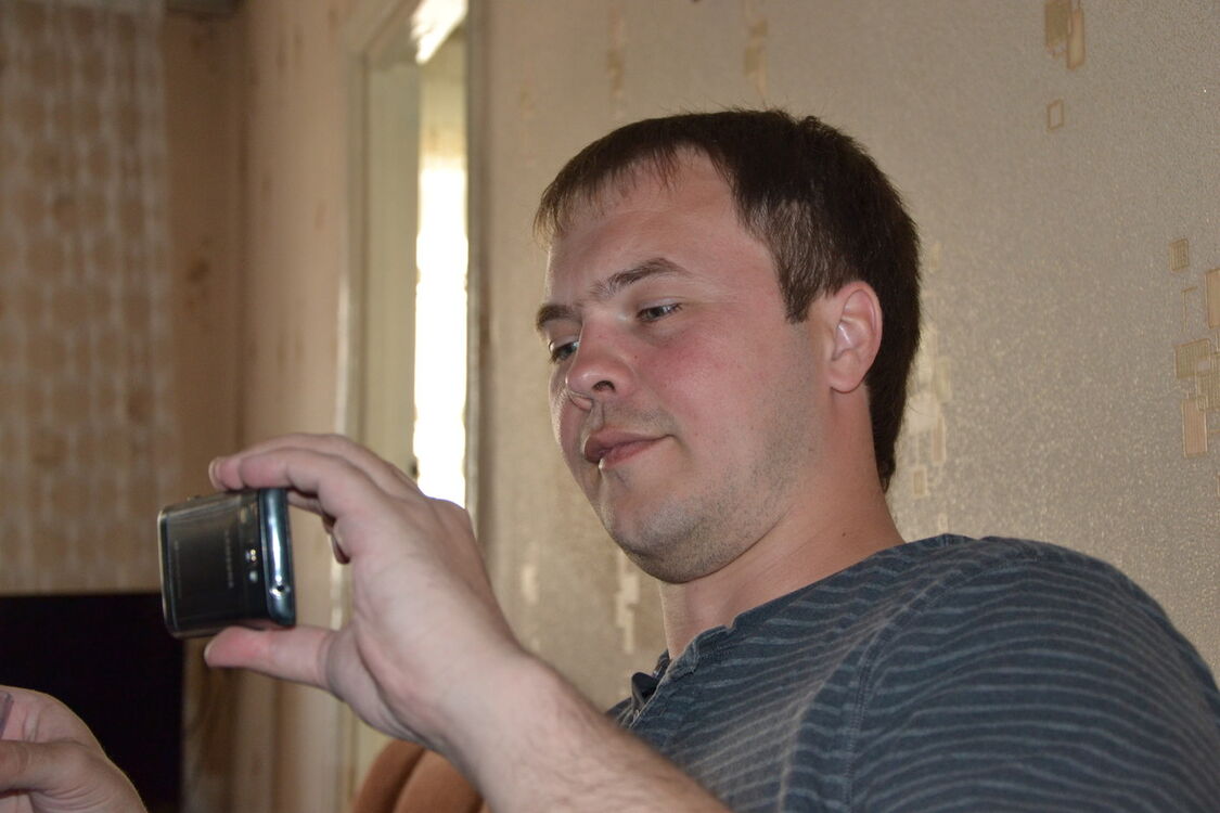  ,   Nikk, 37 ,  