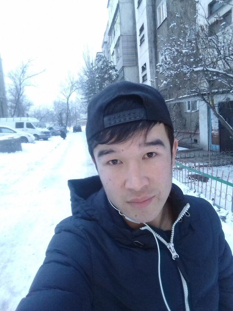  11702051  Keldibek, 25 ,    