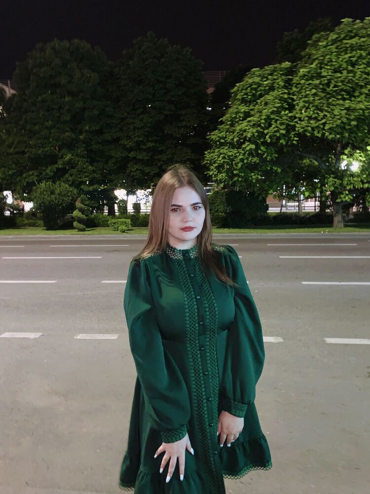  28244381  , 22 ,    