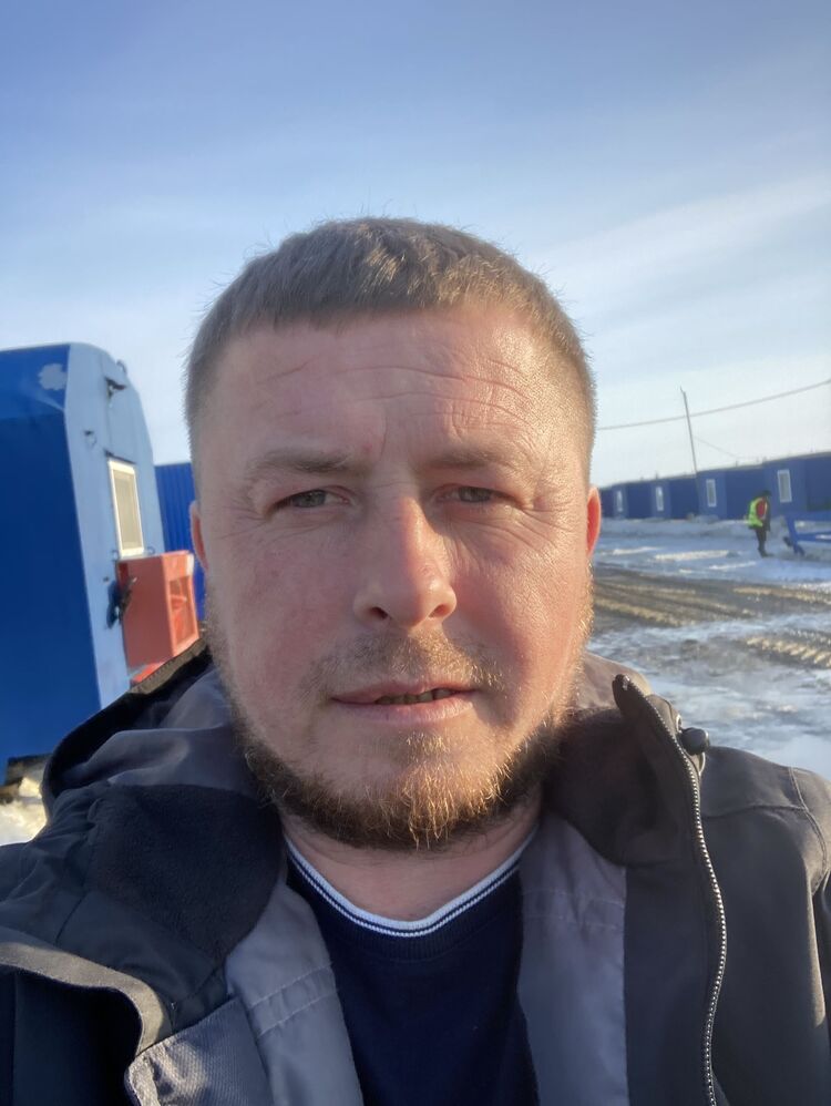  38075921  , 43 ,    