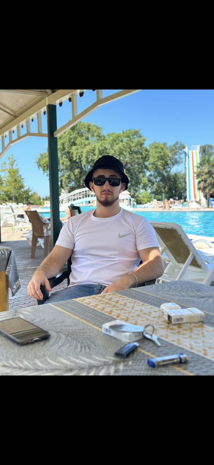  44248791  Ruslan, 25 ,    -