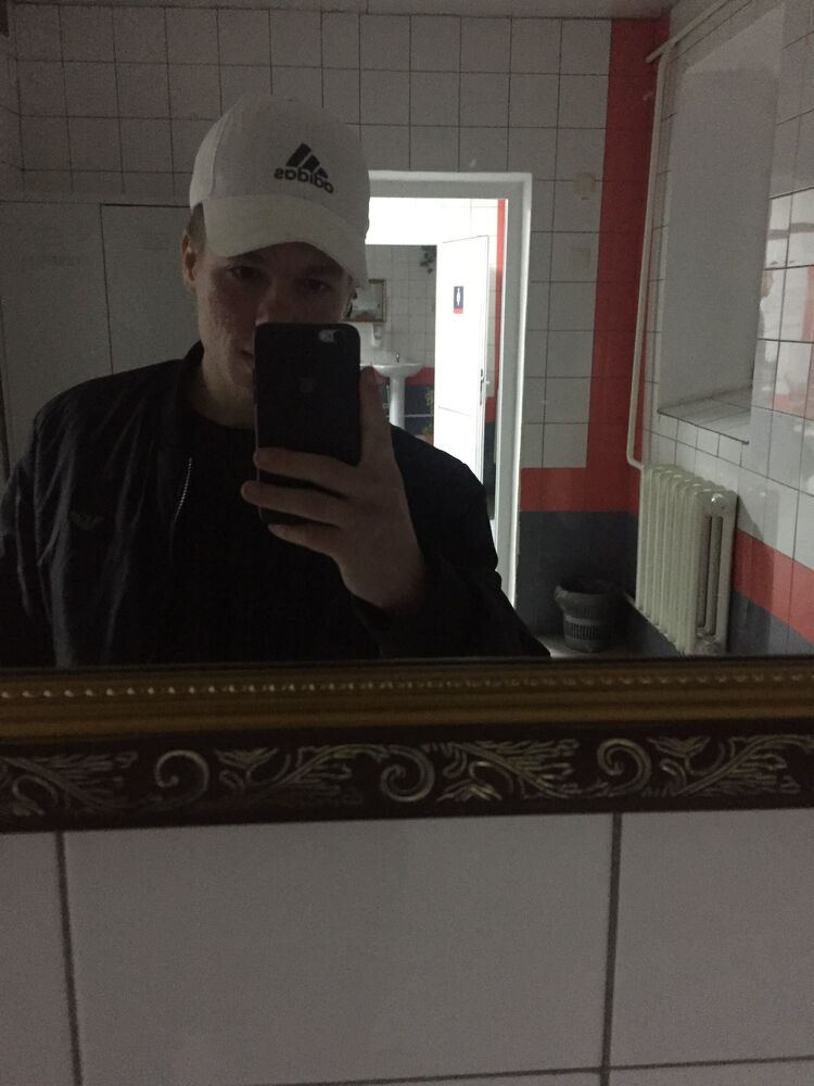 ���� 25874371 ����� �����, 22 ����, ���� ���������� � �����