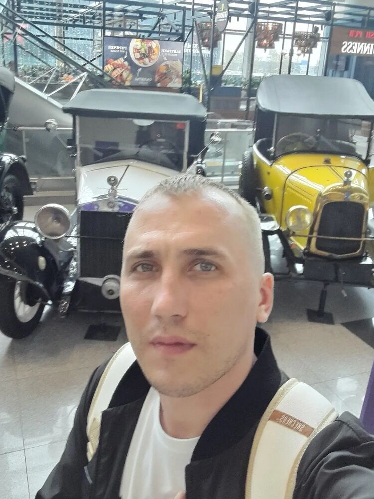  ,   Evgeny, 36 ,   ,   , 