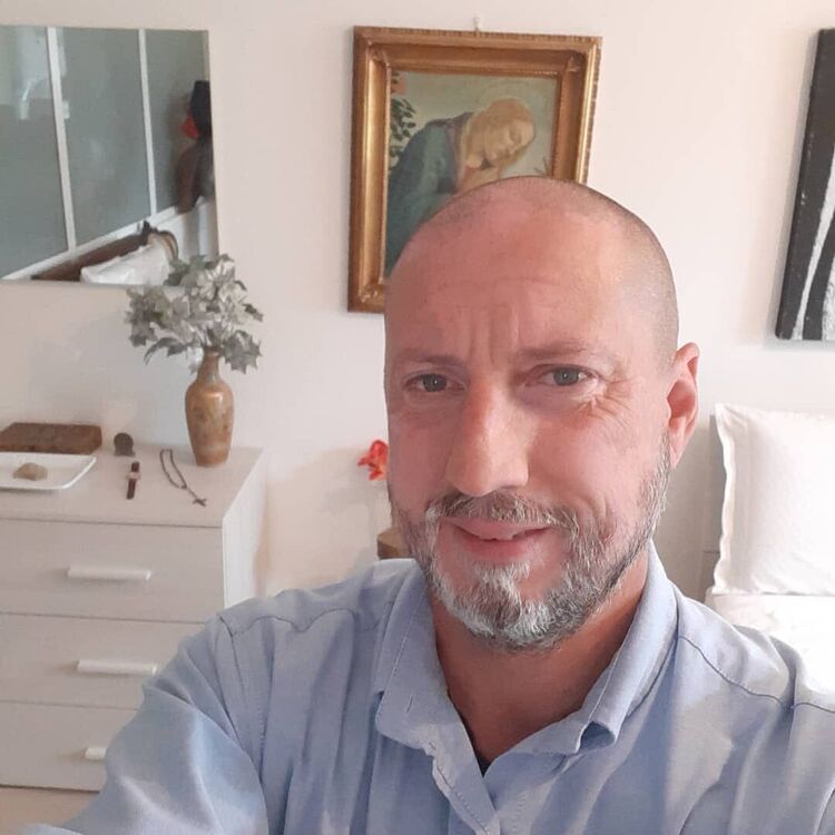  41065601  Adrian, 53 ,    Edmundston