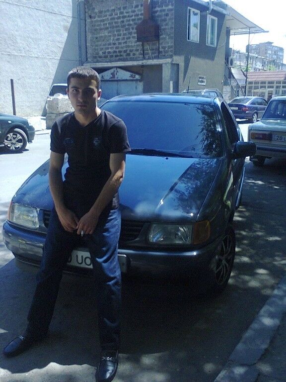  ,   Albert, 33 ,   ,   , c 