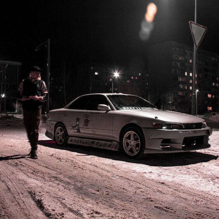  47811081  , 28 ,    