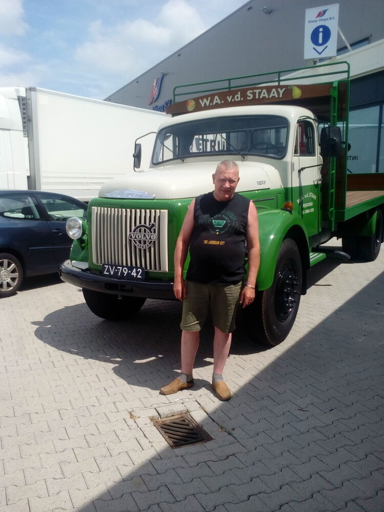  12064971  Sergei, 61 ,    