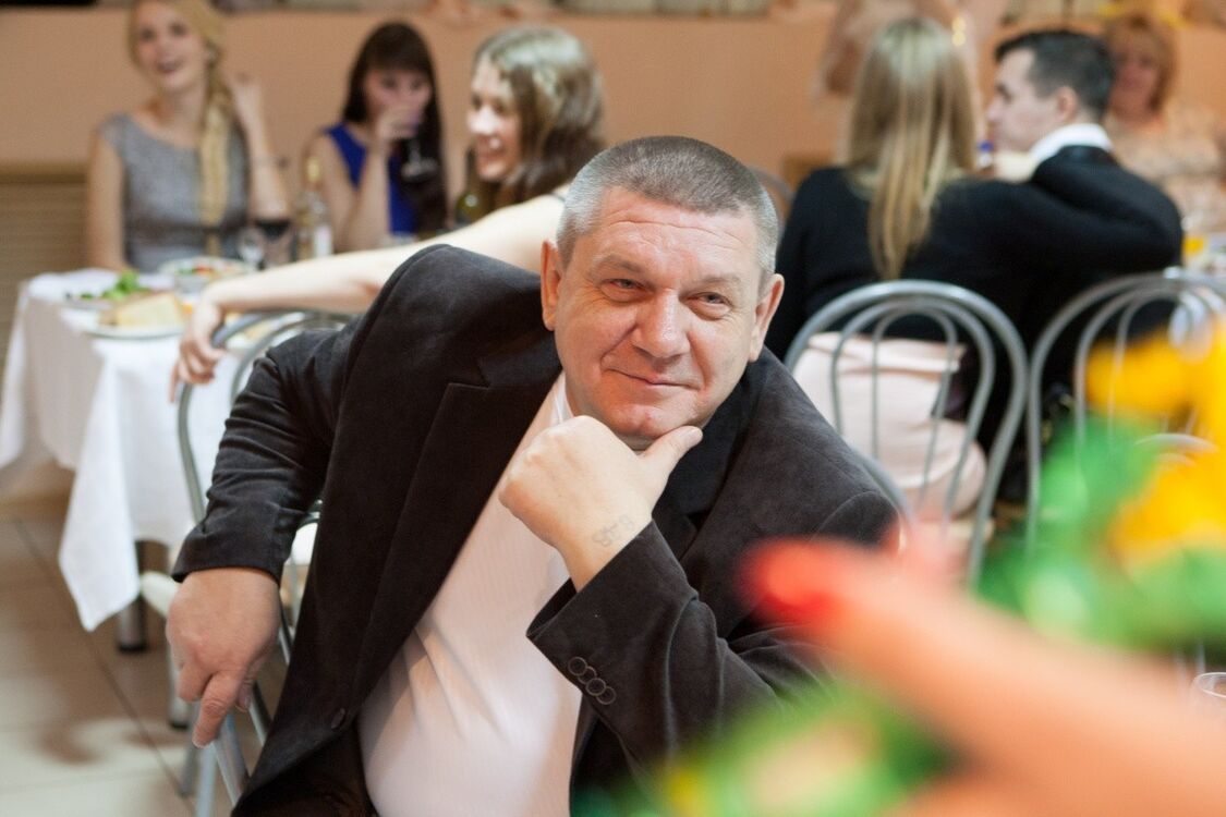  ,   Alex, 60 ,   