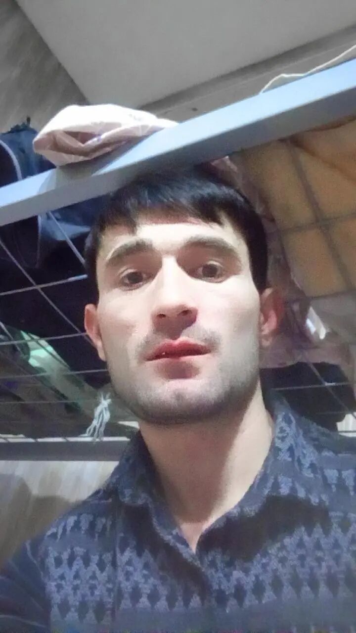 48421471  Akramjon, 32 ,    