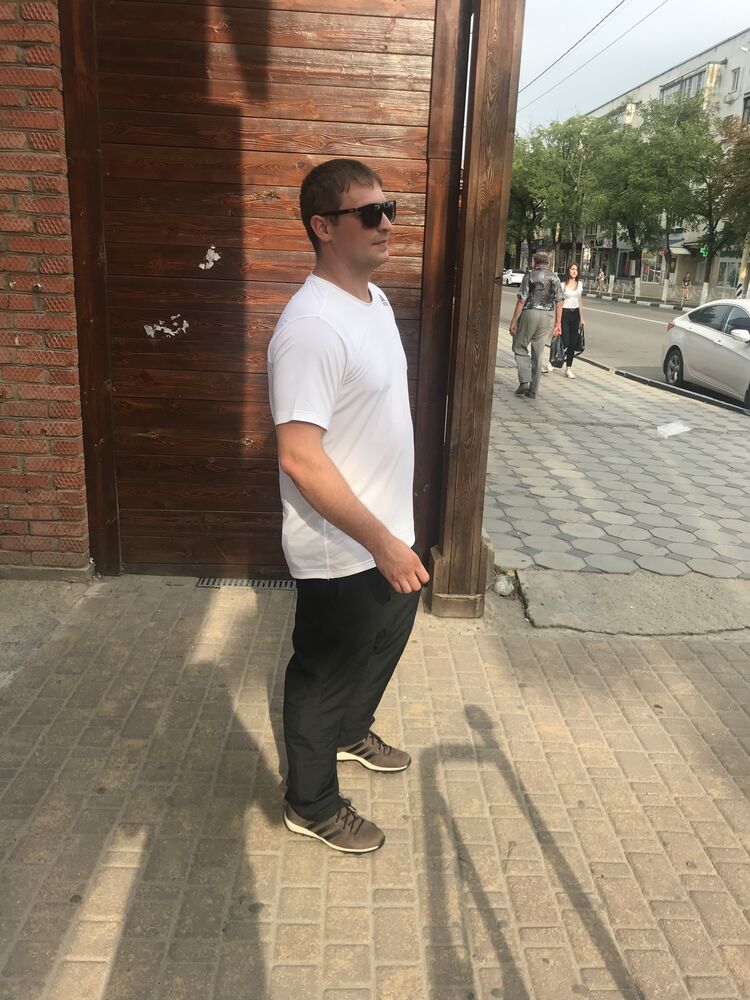  34980481  Daniel, 35 ,    