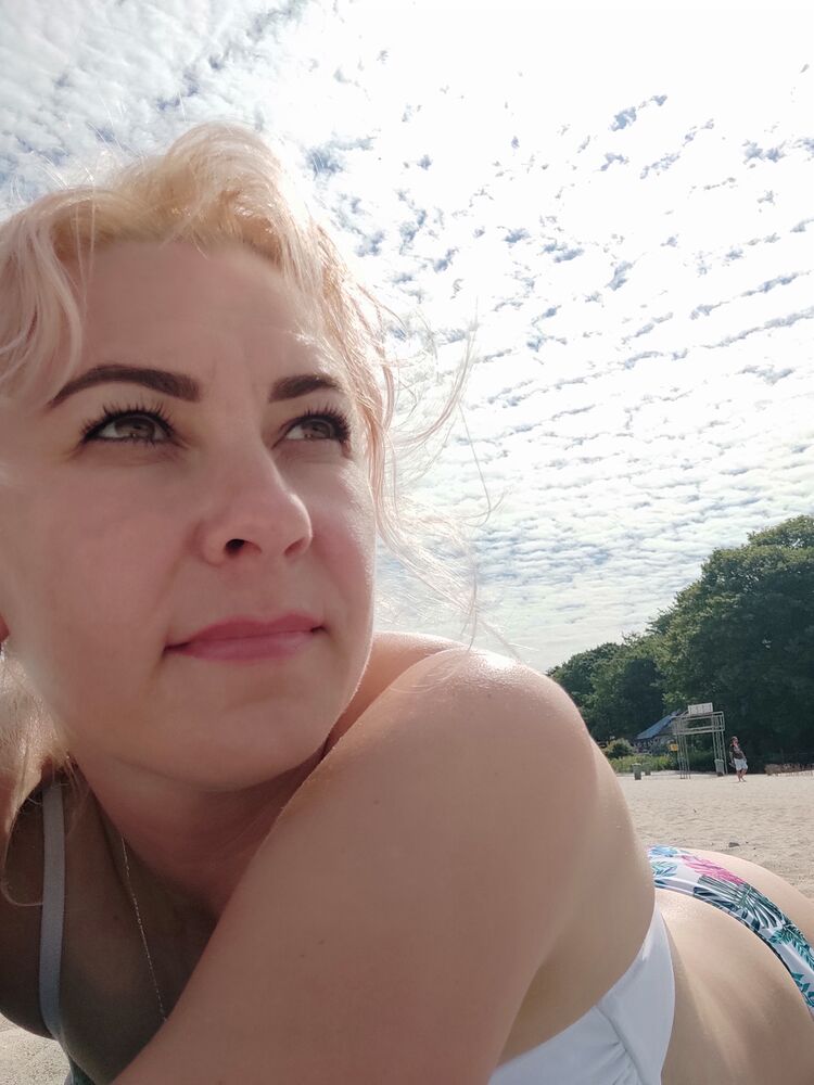  Ustka,   Valentyna, 43 ,   ,   , 