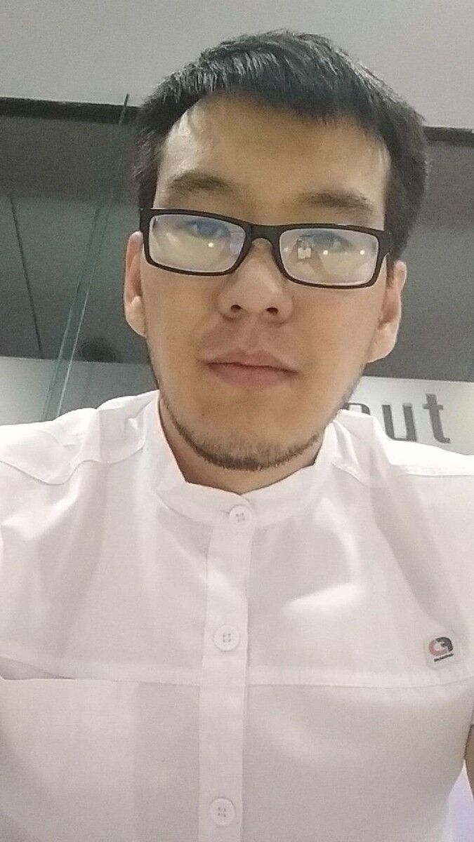  13636221  Bobur, 33 ,    