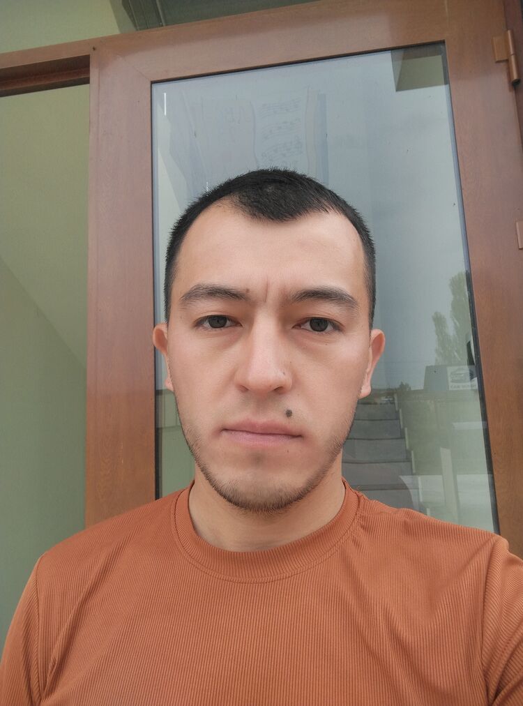  46542871  Olimjon, 26 ,    