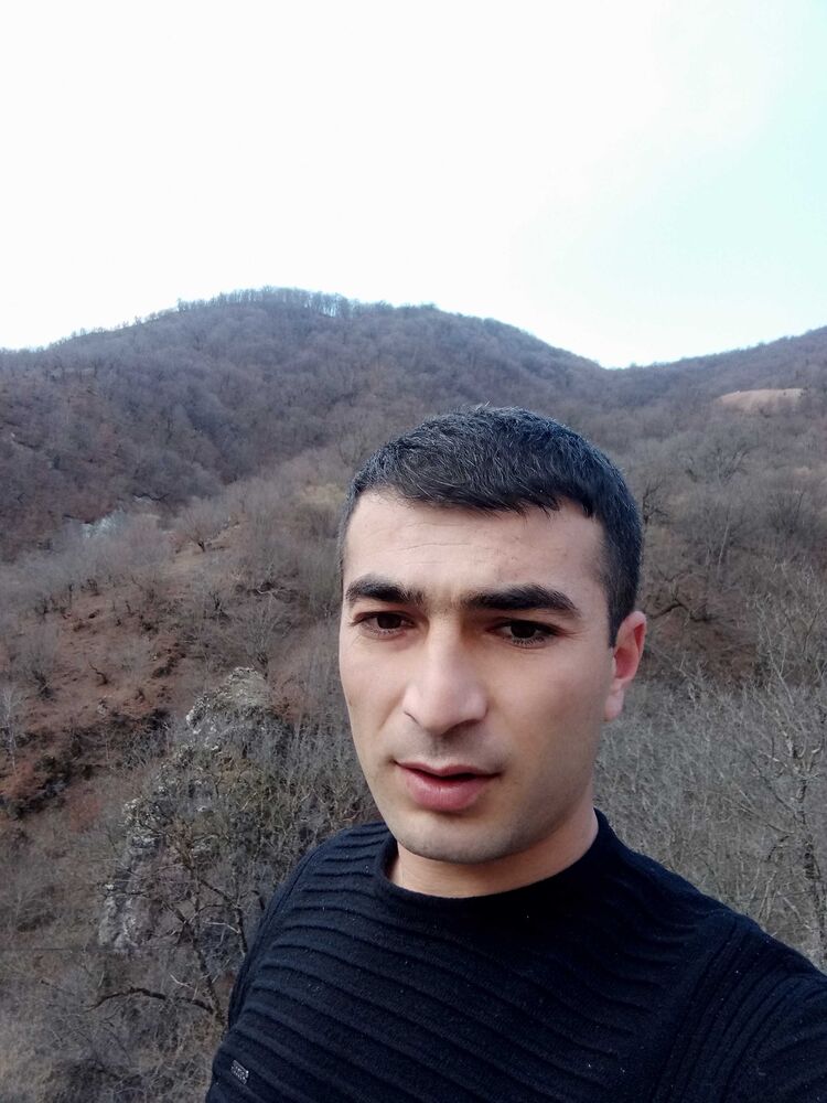  25673301  , 35 ,     
