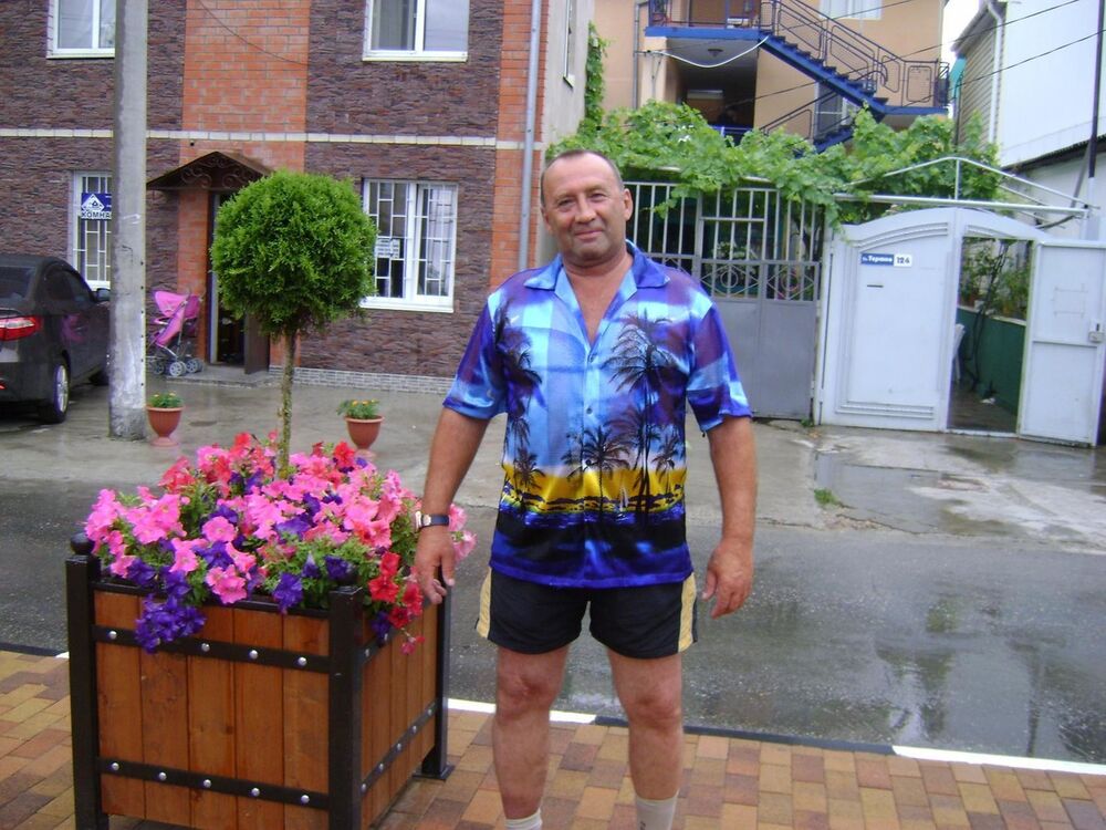  6326371  Oleg, 65 ,    