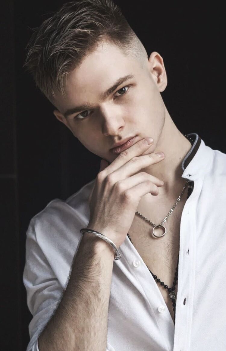  29507391  Vadim, 24 ,    