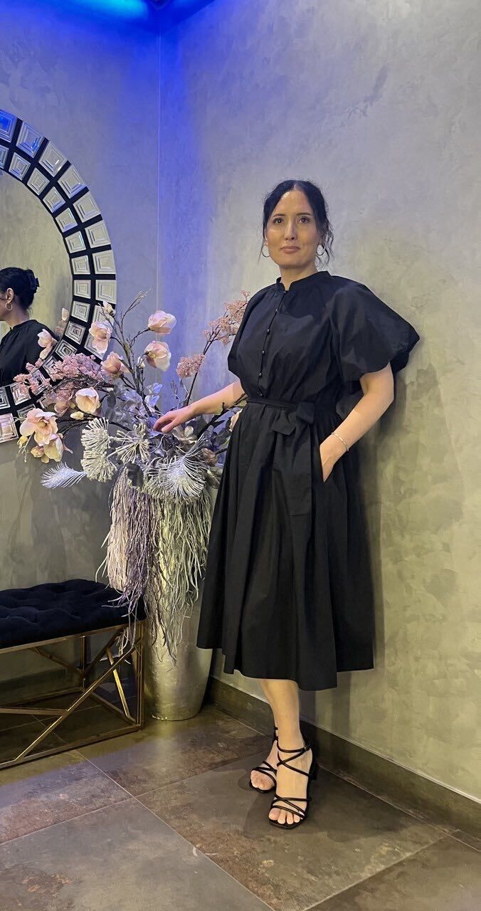  53591341  Diana, 54 ,    