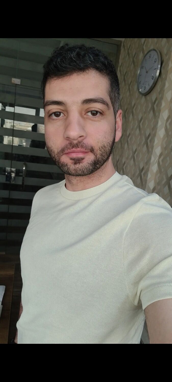  ,   Mohannad, 32 ,   ,   , c 