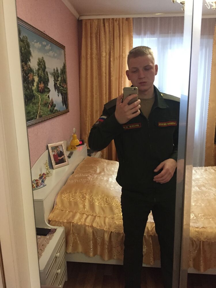  52817721  , 22 ,    