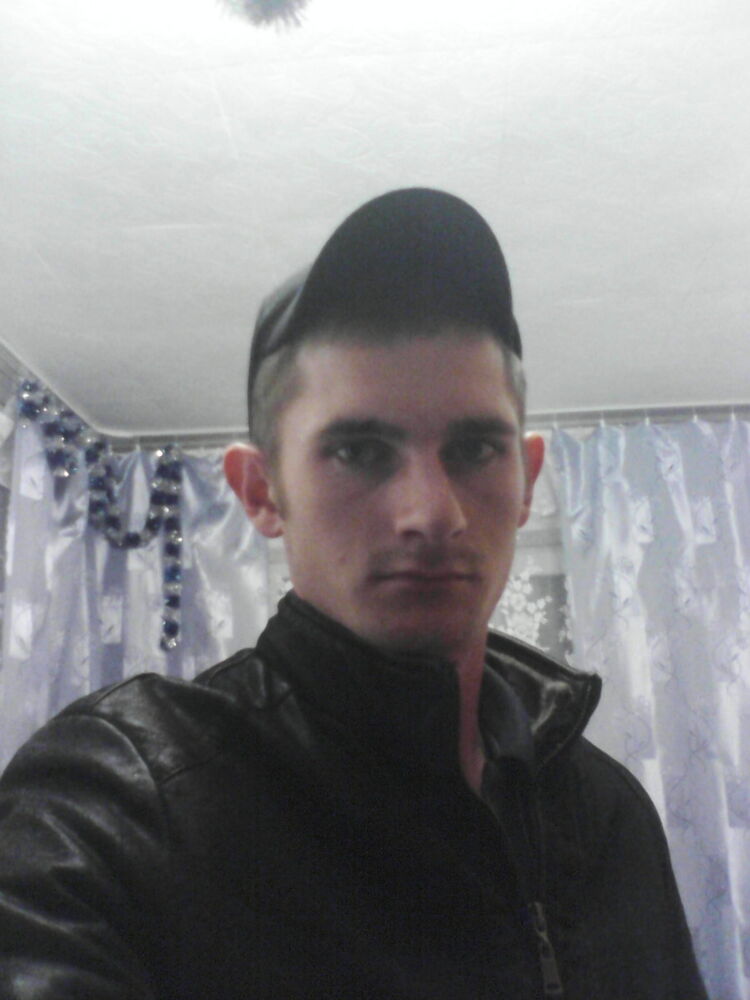  ,   Viktor, 32 ,   ,   , c 