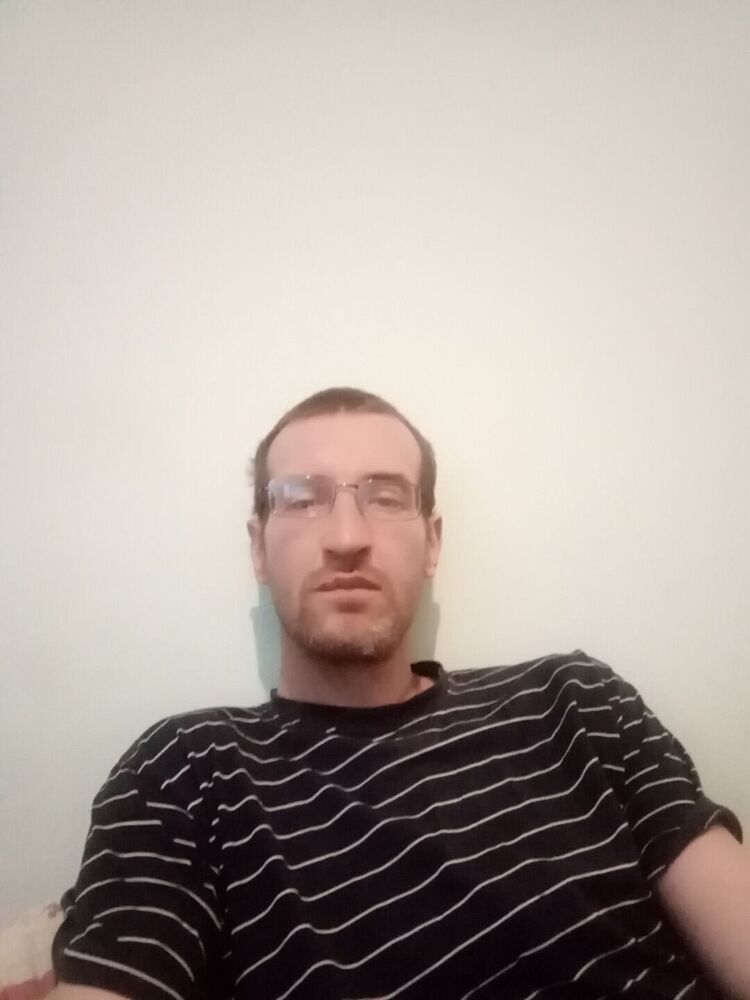  40880661  , 42 ,    