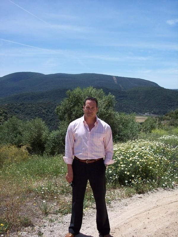  47642111  HAlvi, 49 ,    -