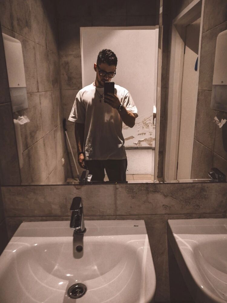  -,   , 24 ,   ,   