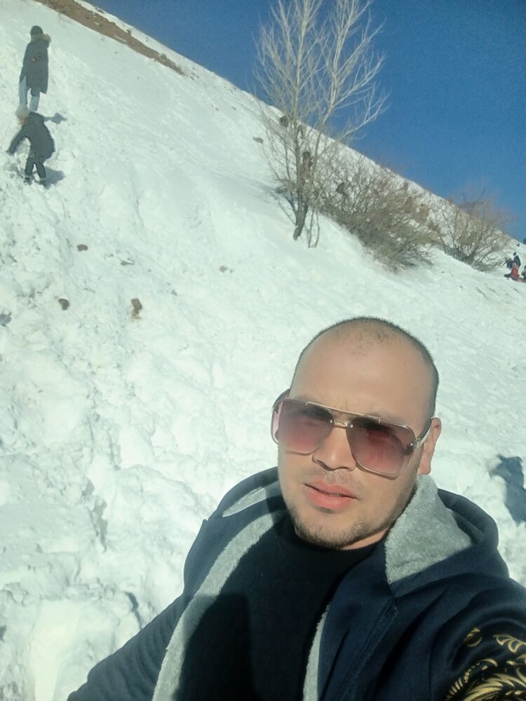  ,   Elmurod, 37 ,   ,   