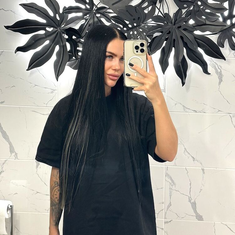  51631691  Milla, 34 ,    Sevilla