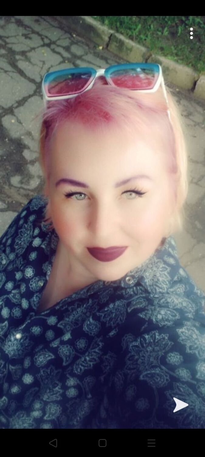  26816481  KIRA, 39 ,    