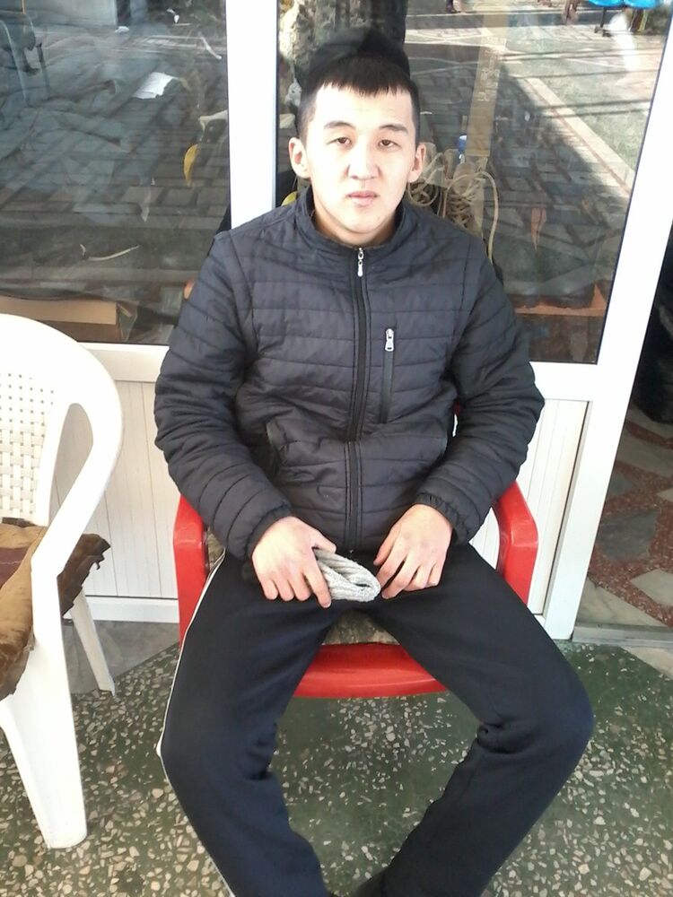  5479431  Serzhan, 36 ,    