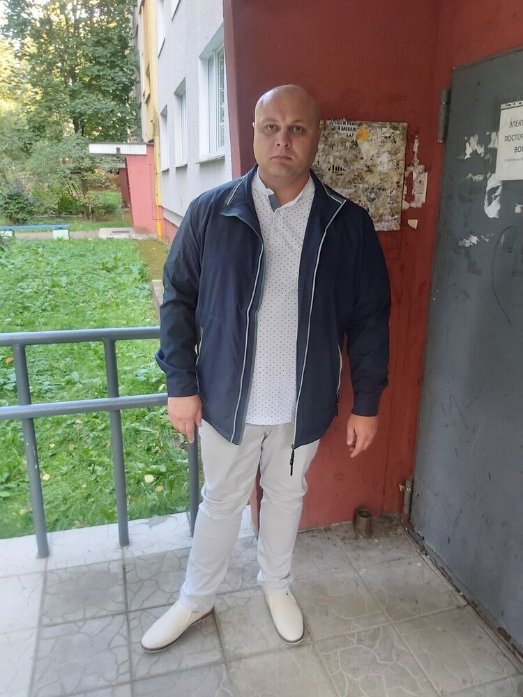  21200931  , 39 ,    