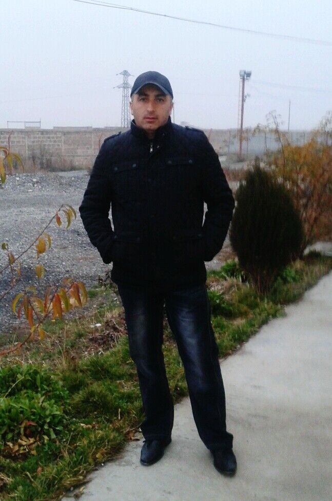  6614271  Andranik, 45 ,    