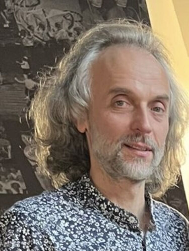 ���� 56270411 ������� ������, 52 ����, ���� ���������� � Praha