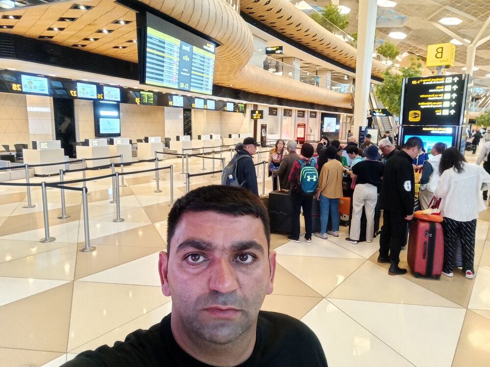  34261011  Gasimov, 38 ,    