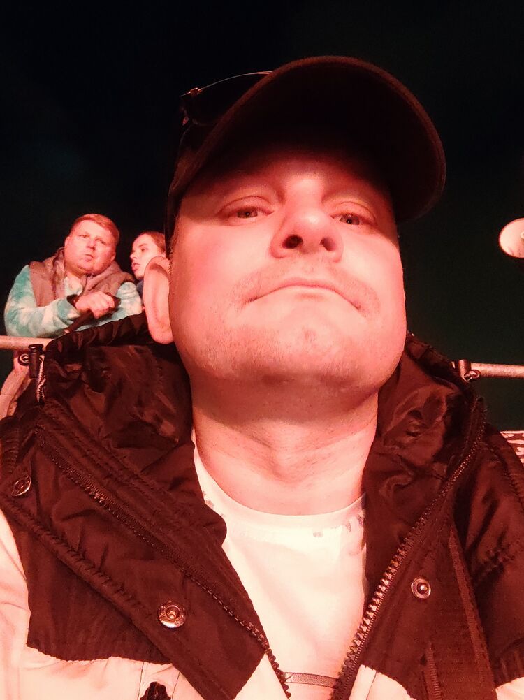  ,   Pyffik, 40 ,   ,   , c , 