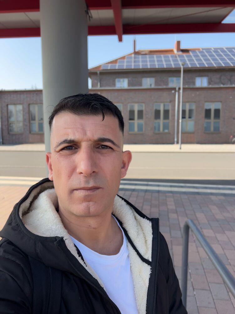  ,   Mahsum, 37 ,   ,   