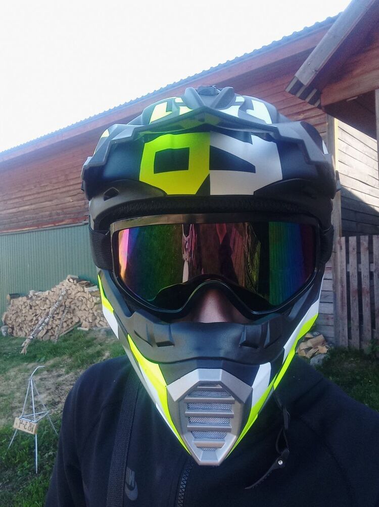  44223881  , 19 ,    