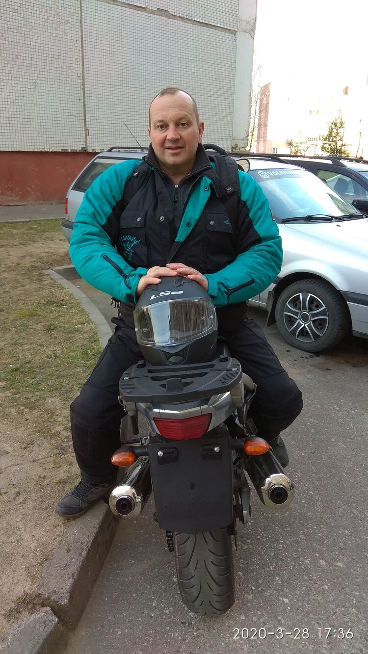  38583421  , 51 ,    