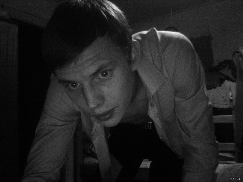  11665141  Sergei, 30 ,    