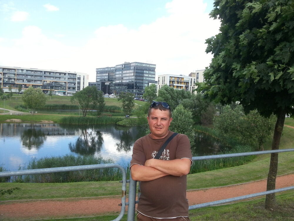  9634511  Artem, 40 ,    