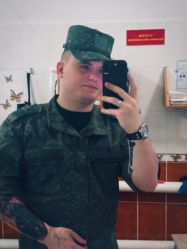  53077471  , 22 ,    