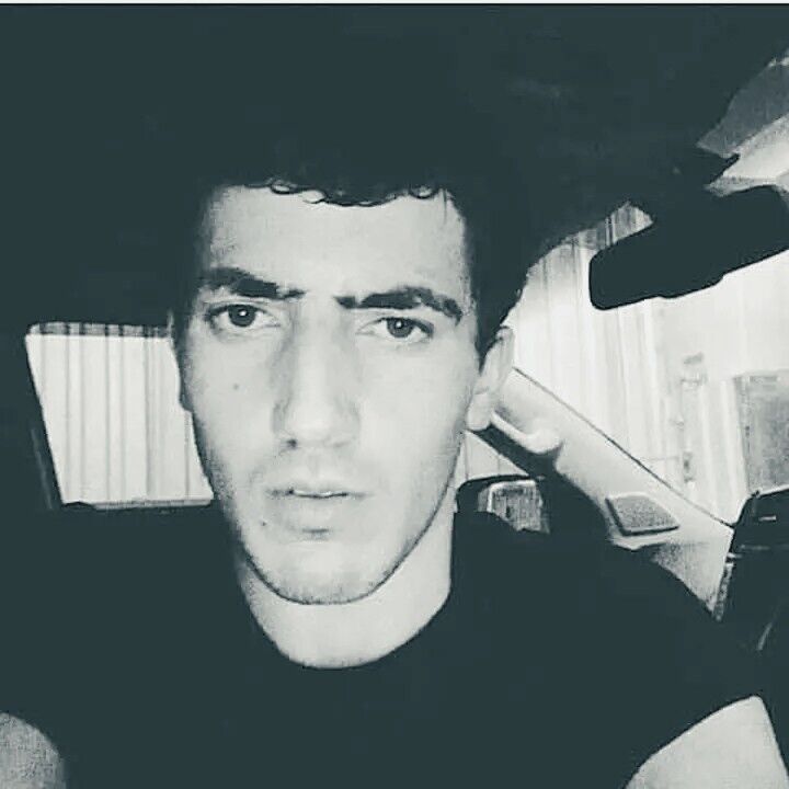  29303141  Hayk, 25 ,    